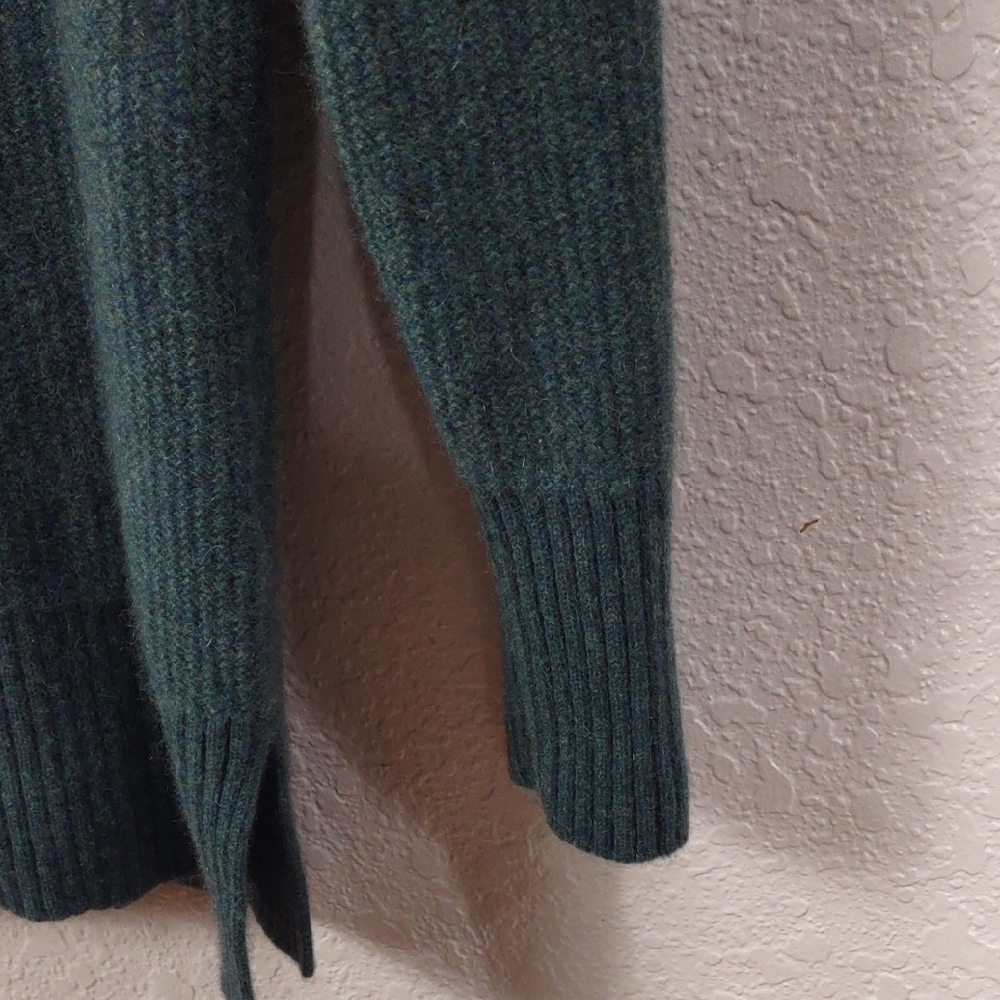 CYNTHIA ROWLEY 100 % CASHMERE Cozy Green Turtleneck Sweater - Picture 4 of 17